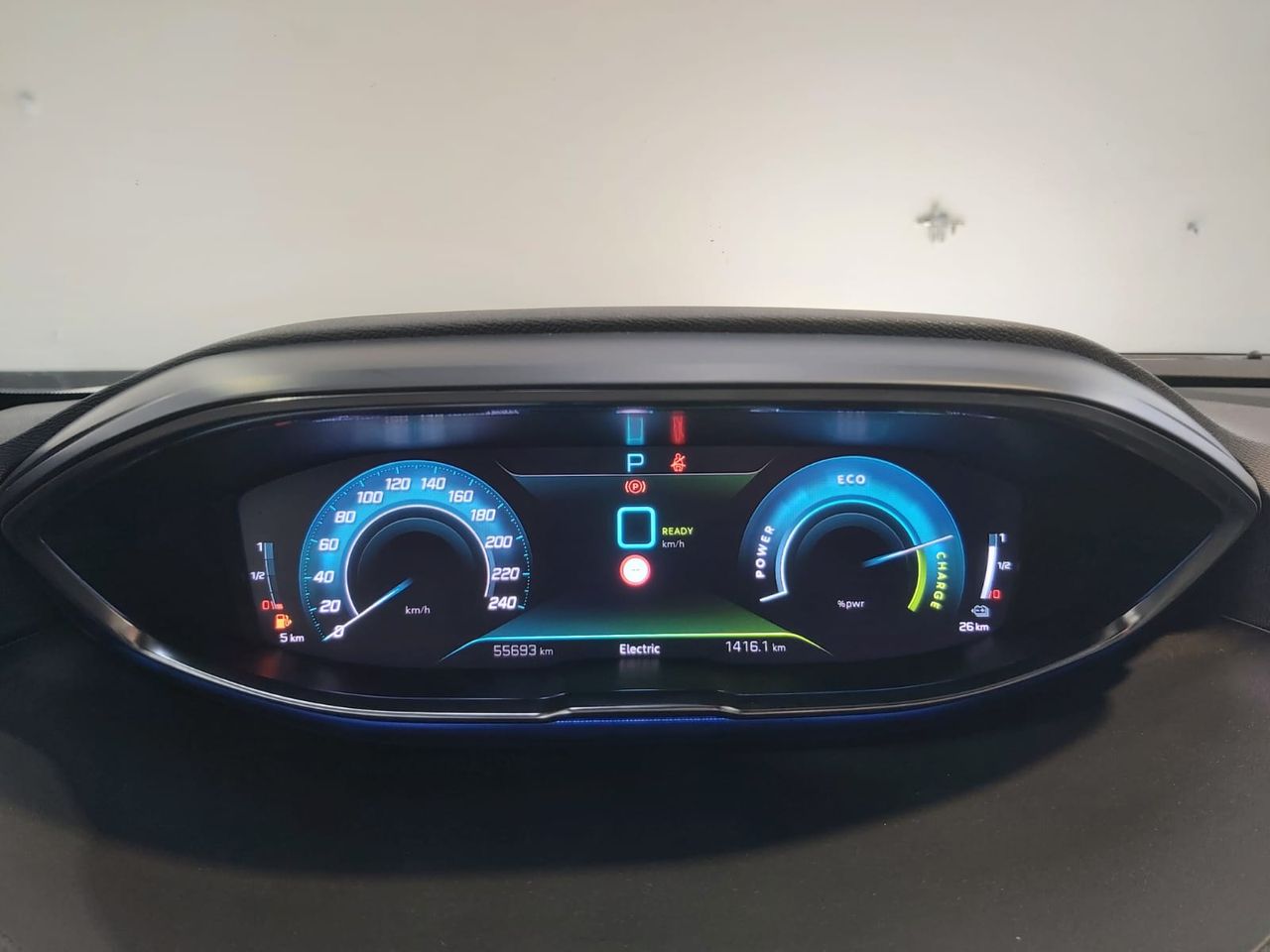 Peugeot 3008 Hybrid 225 eEAT8 GT - Foto 2