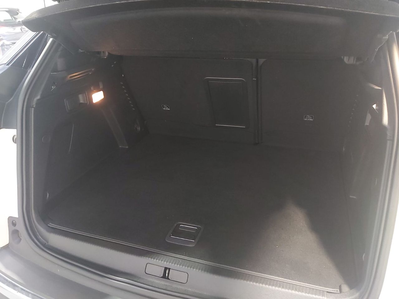 Peugeot 3008 Hybrid 225 eEAT8 GT - Foto 2
