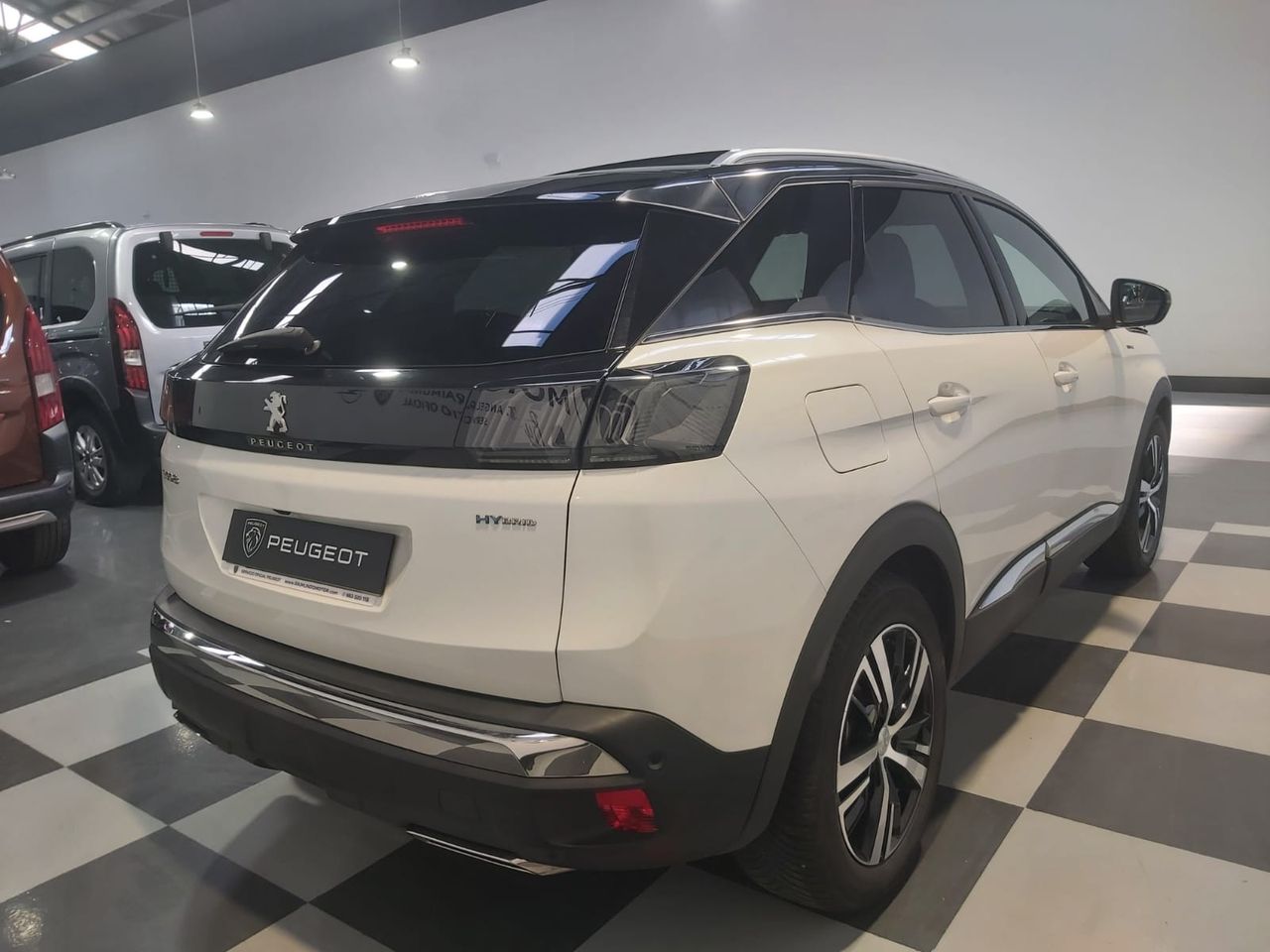 Peugeot 3008 Hybrid 225 eEAT8 GT - Foto 2