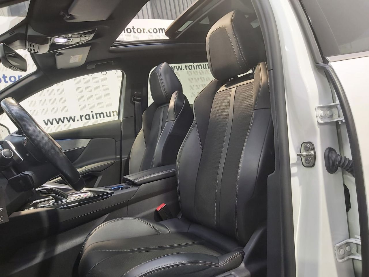 Peugeot 3008 Hybrid 225 eEAT8 GT - Foto 2