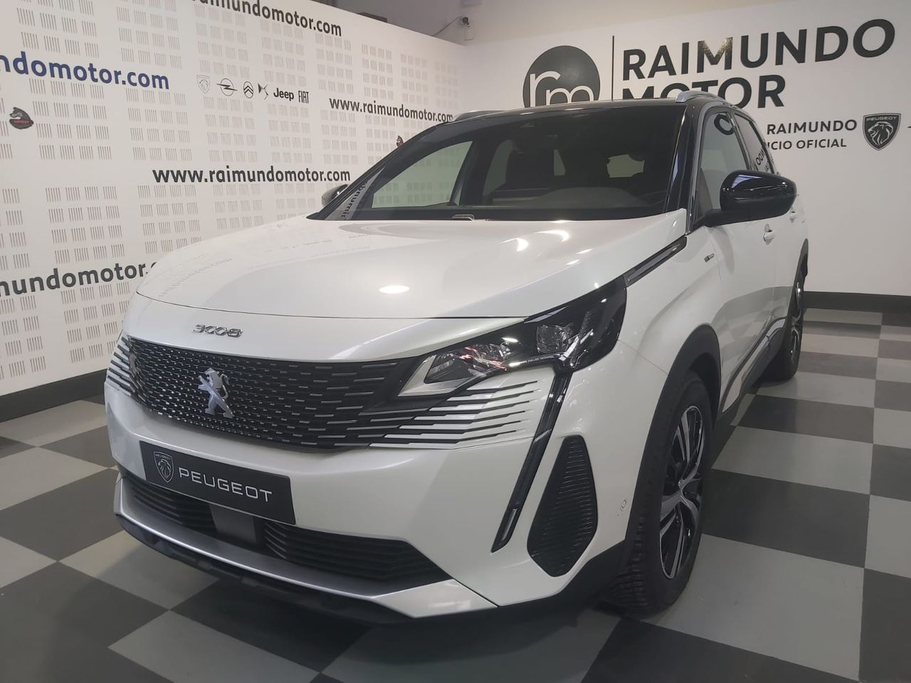 Foto peugeot 3008 hybrid 225 eeat8 gt