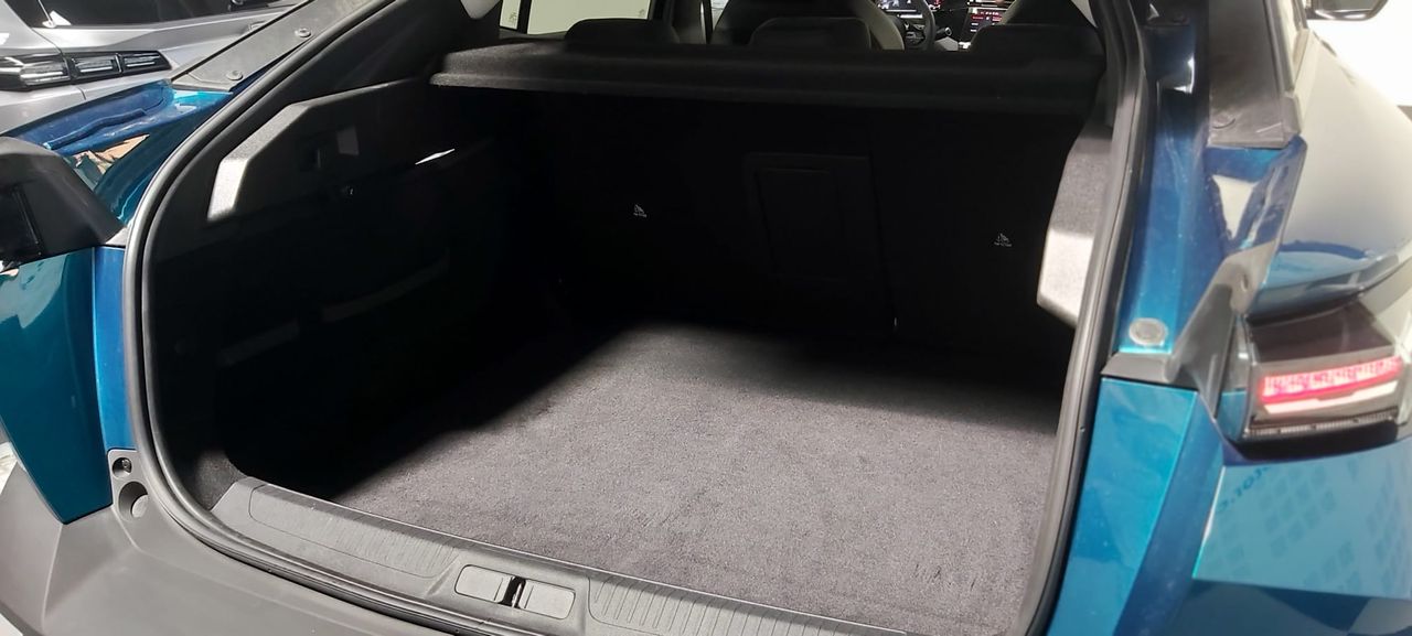 Peugeot 408 Puretech 130cv EAT8 GT - Foto 2