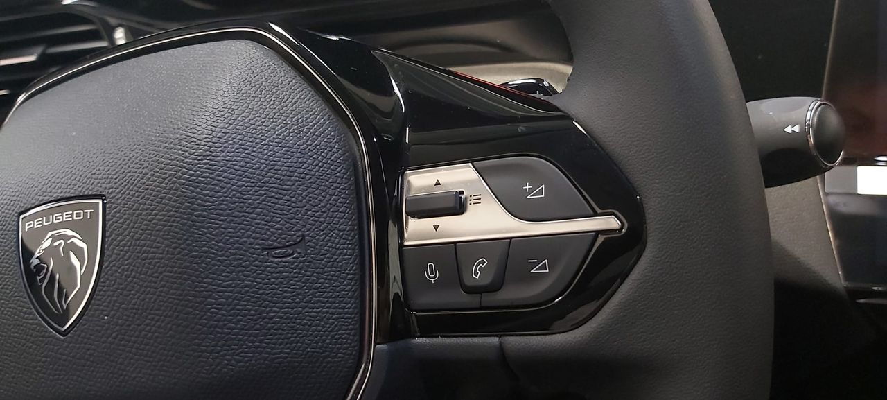 Peugeot 408 Puretech 130cv EAT8 GT - Foto 2