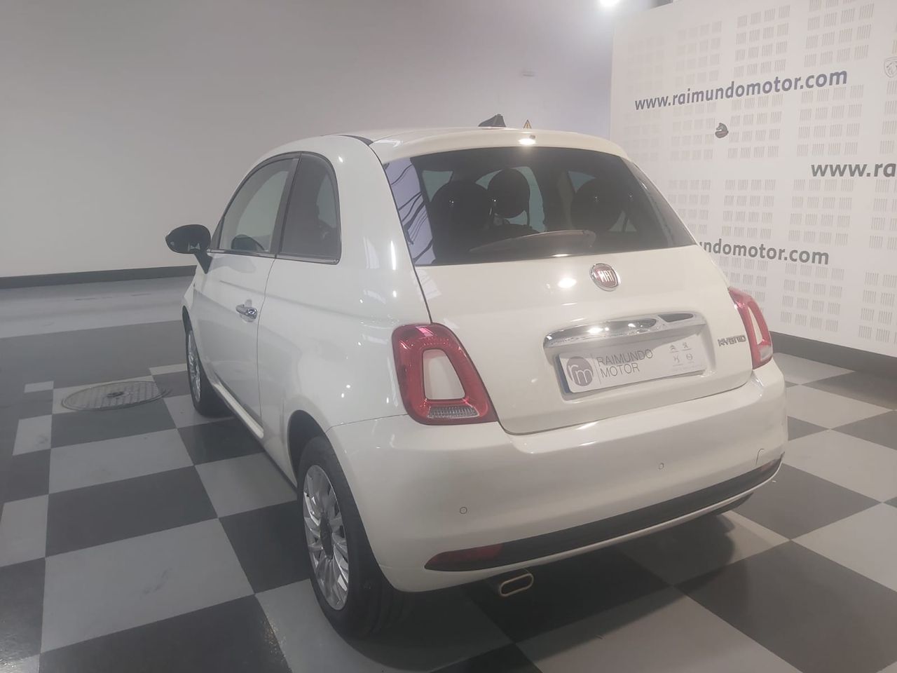 Fiat 500 DOLCEVITA 1.0 HYBRID 51KW 70CV - Foto 2