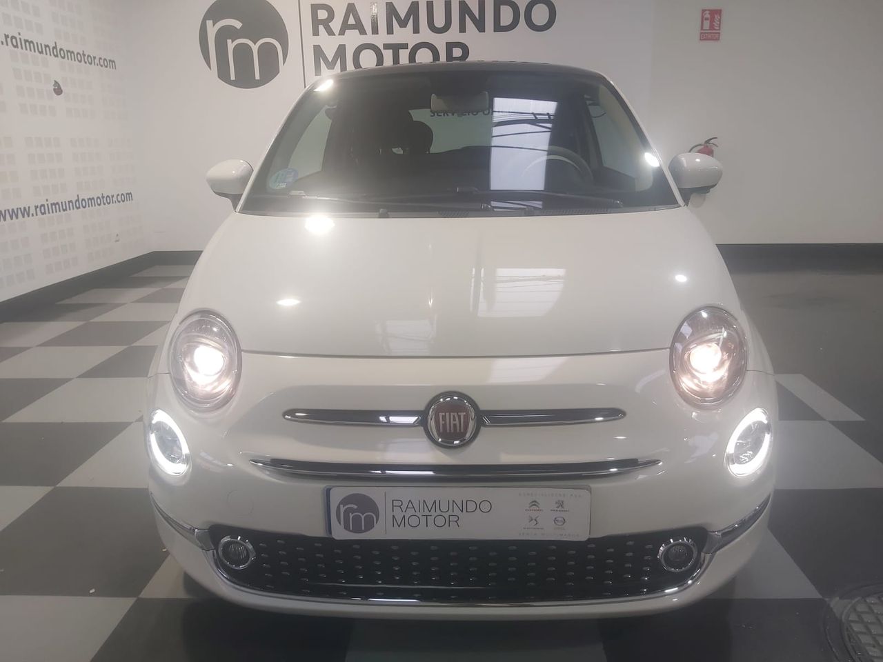 Fiat 500 DOLCEVITA 1.0 HYBRID 51KW 70CV - Foto 2