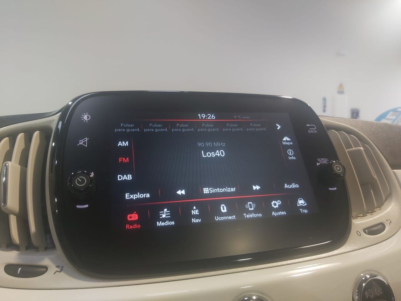 Fiat 500 DOLCEVITA 1.0 HYBRID 51KW 70CV - Foto 2