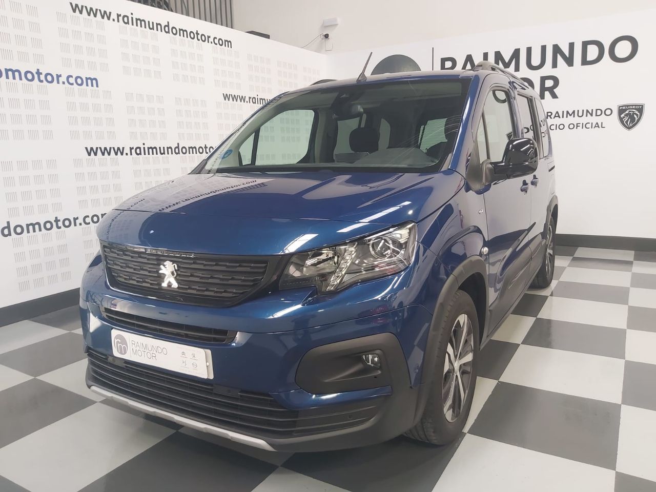 peugeot e-rifter gt standard 100kw foto grande (2)