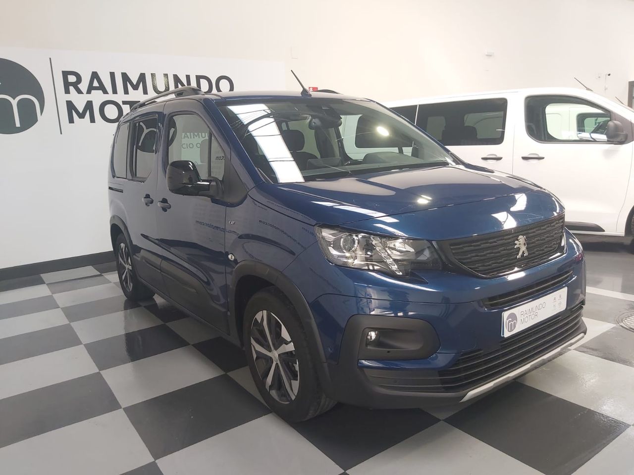 Peugeot e-Rifter GT Standard 100kw - Foto 2
