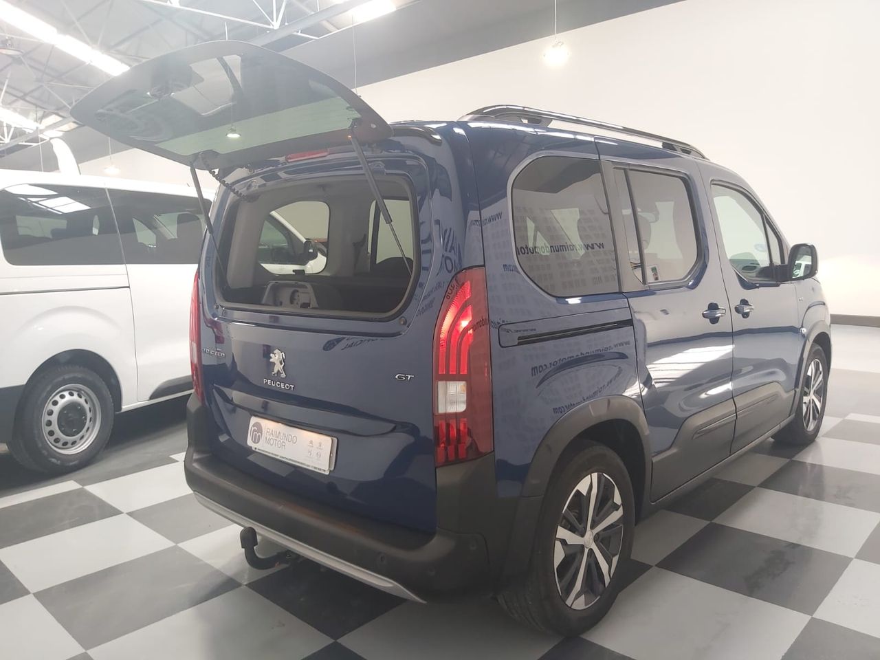 Peugeot e-Rifter GT Standard 100kw - Foto 2