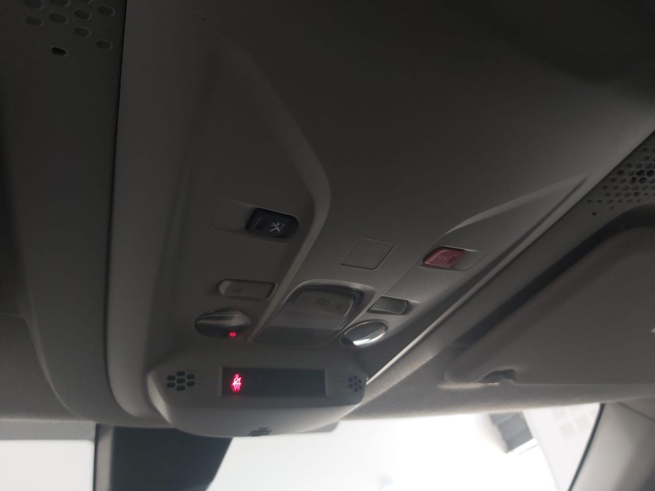 Peugeot e-Rifter GT Standard 100kw - Foto 2