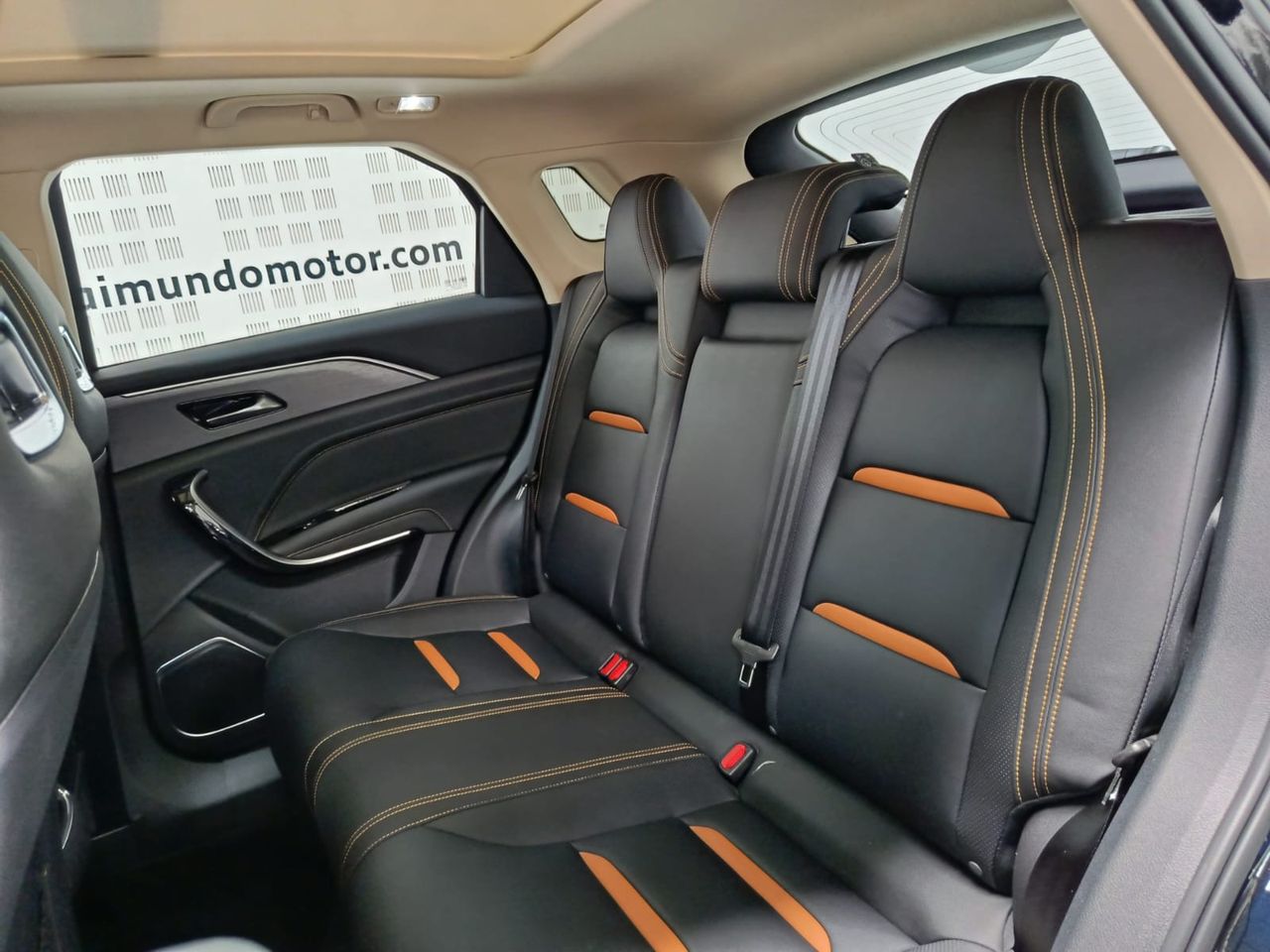 Bestune T77 1.5T  165 CV AUTOMATICO - Foto 2