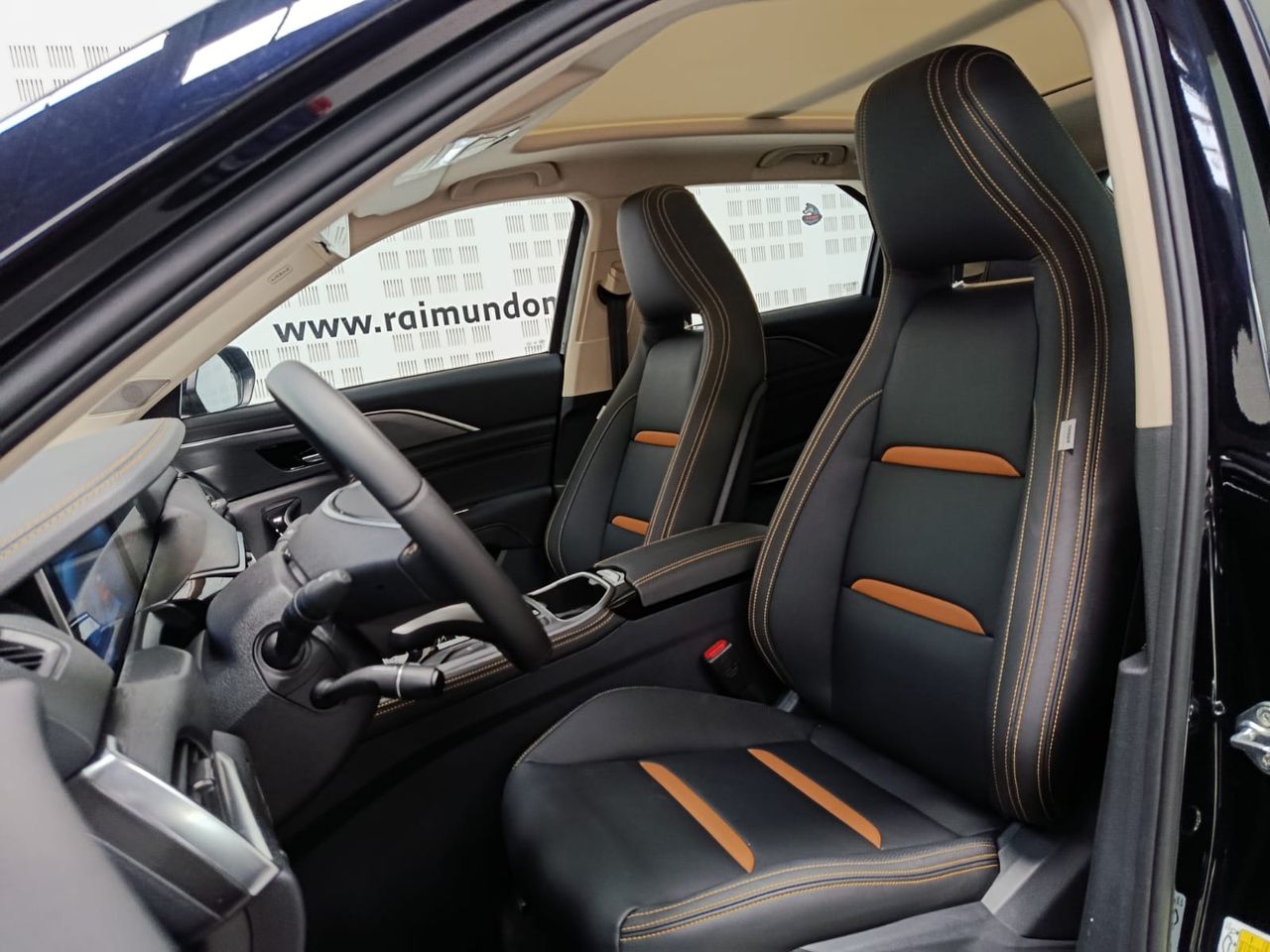 Bestune T77 1.5T  165 CV AUTOMATICO - Foto 2