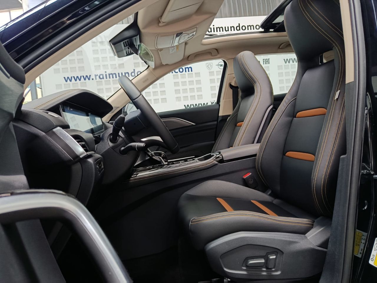 Bestune T77 1.5T  165 CV AUTOMATICO - Foto 2