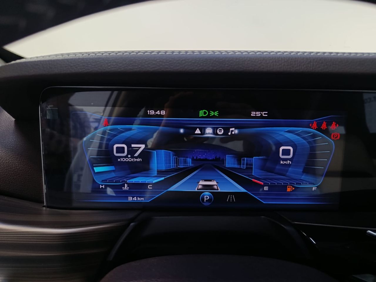 Bestune T77 1.5T  165 CV AUTOMATICO - Foto 2