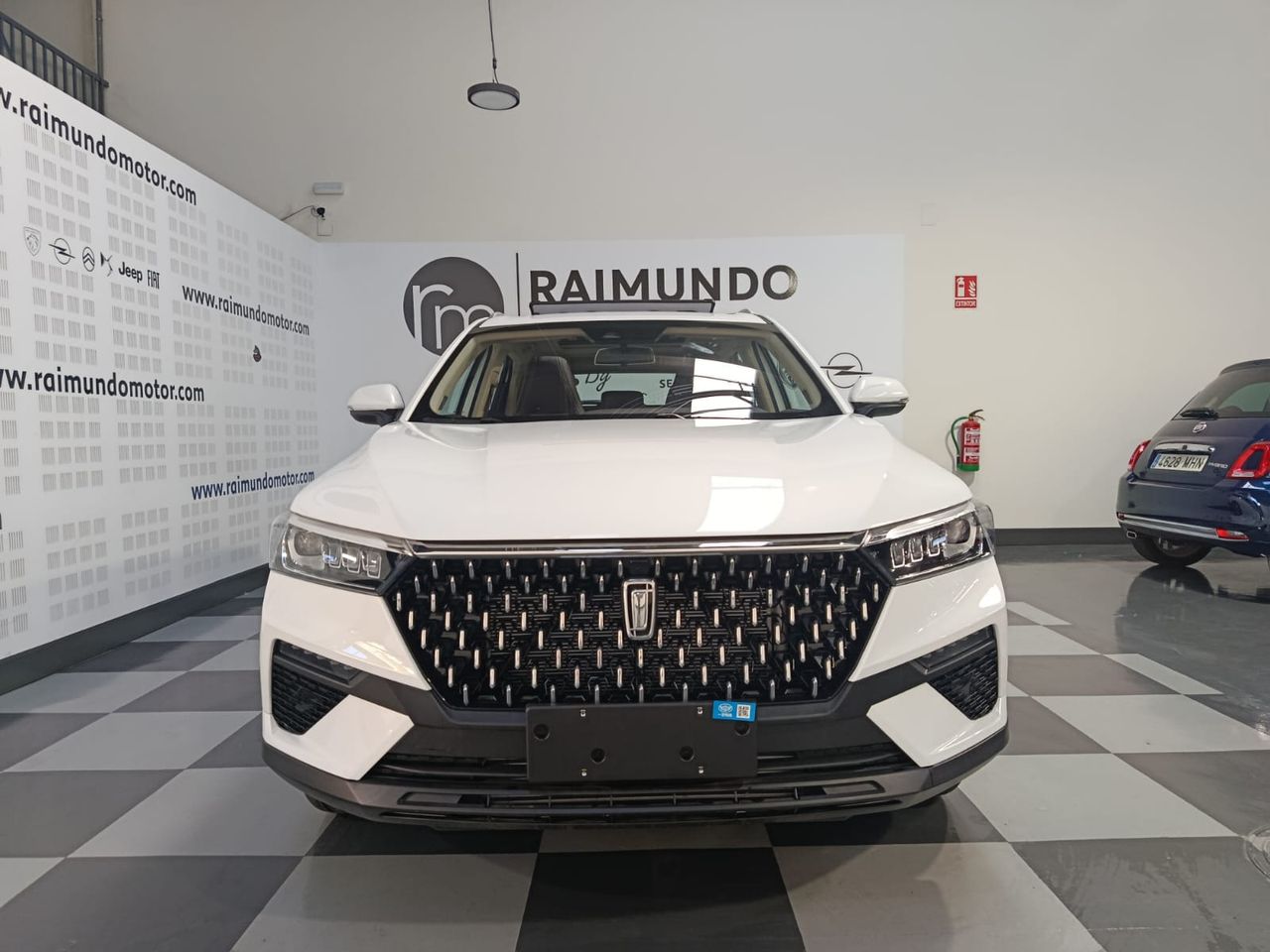 Bestune T77 1.5T  165 CV AUTOMATICO - Foto 2