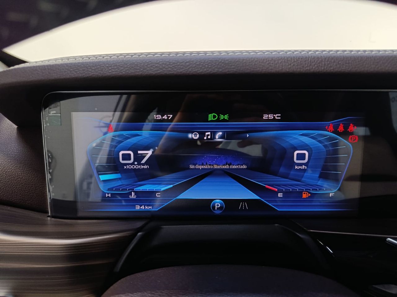 Bestune T77 1.5T  165 CV AUTOMATICO - Foto 2