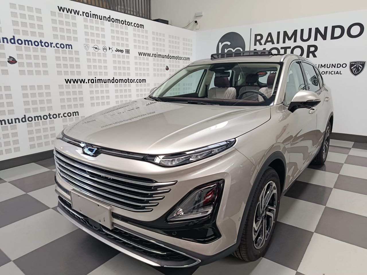 Bestune T90 2.0T  250cv - Foto 2