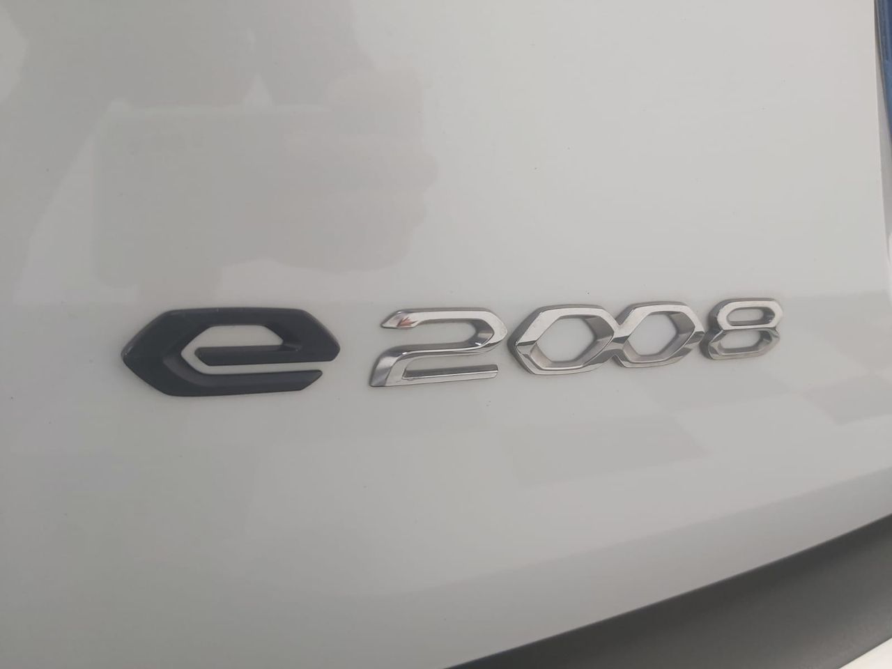 Peugeot e-2008 ELECTRICO ALLURE PACK 100KW - Foto 2