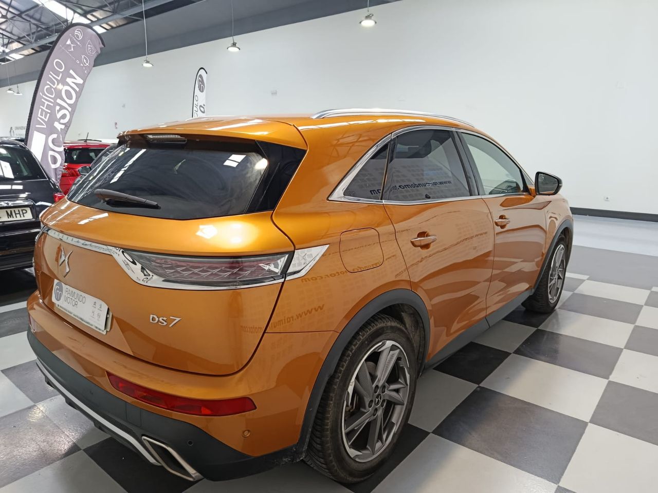 DS DS 7 E-TENSE 4X4 300CV - Foto 2