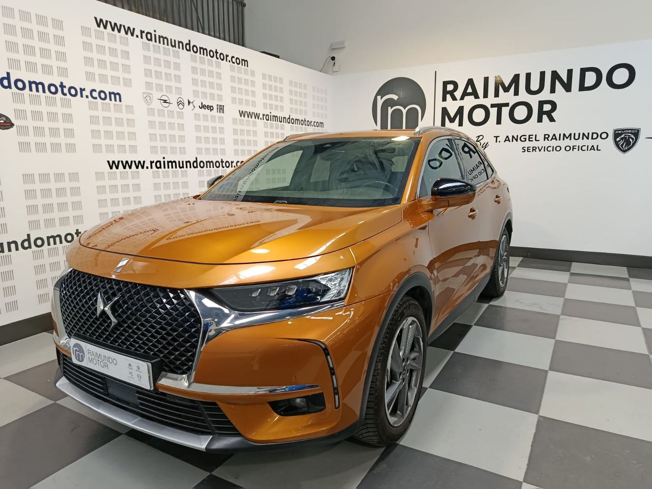 DS DS 7 E-TENSE 4X4 300CV - Foto 2