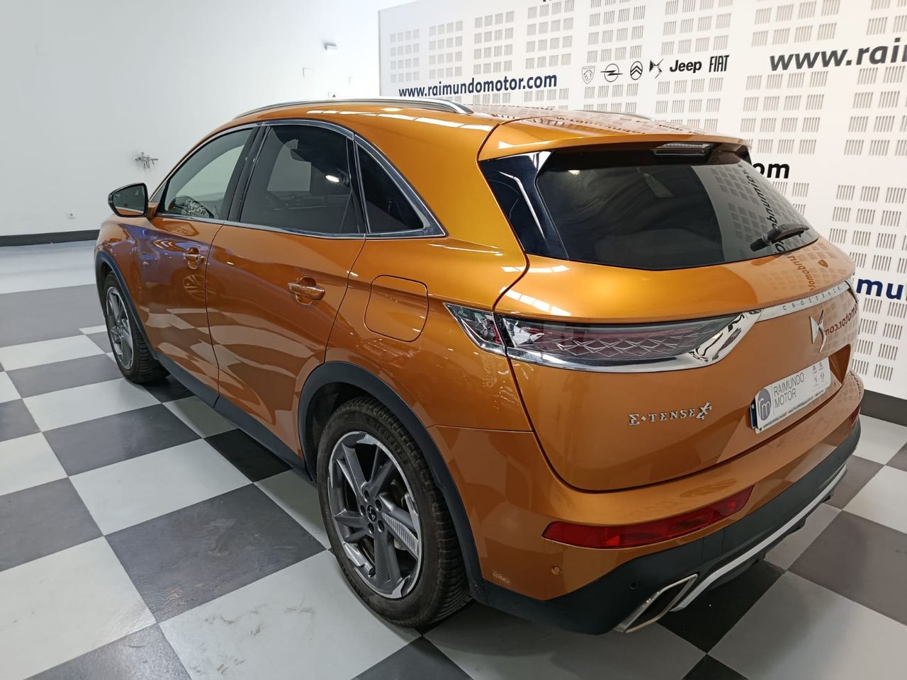DS DS 7 E-TENSE 4X4 300CV - Foto 2