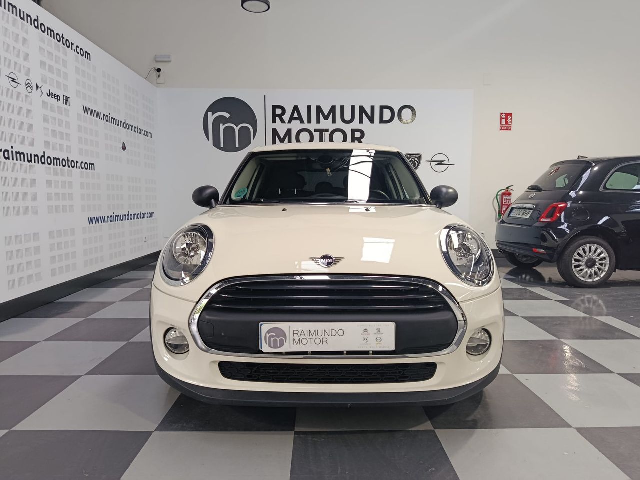 mini one 1.5 102cv foto grande (2)