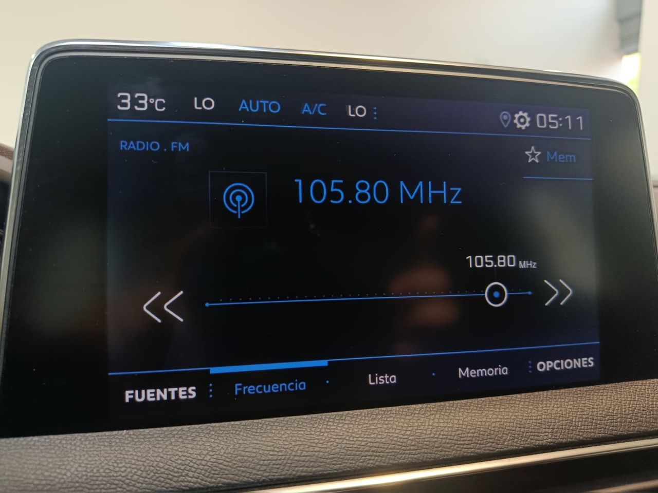 Peugeot 5008 Hybrid 136 e-DCS6 Allure - Foto 2