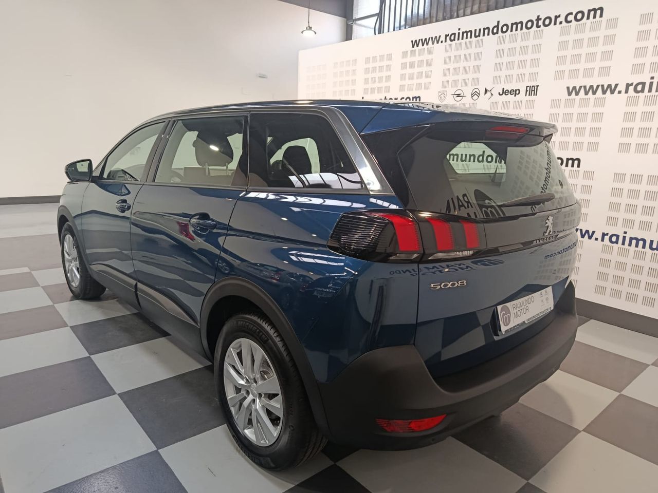 Peugeot 5008 Hybrid 136 e-DCS6 Allure - Foto 2