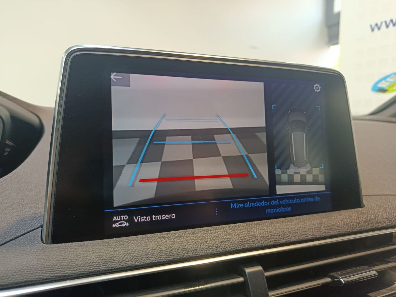 Peugeot 5008 Hybrid 136 e-DCS6 Allure - Foto 2