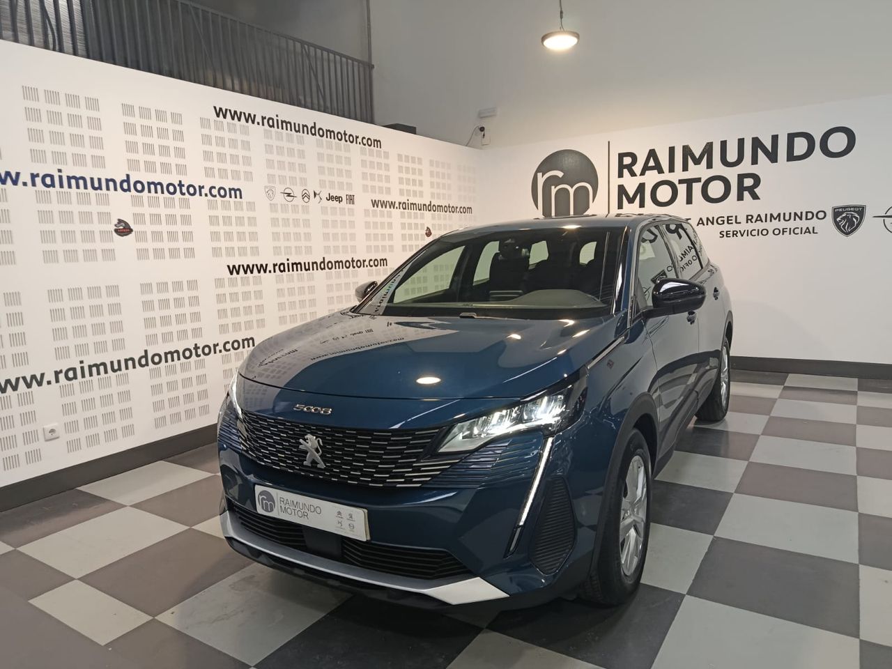 Peugeot 5008 Hybrid 136 e-DCS6 Allure - Foto 2