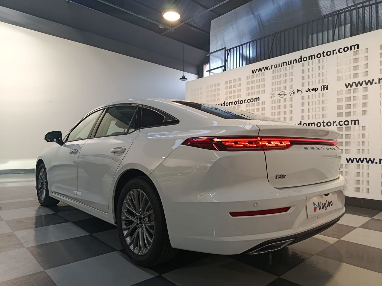 Bestune B70 1.5 165 cv - Foto 2