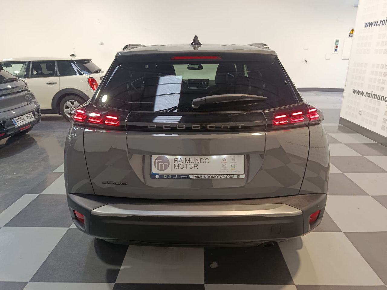 Peugeot 2008 1.2 PURETECH 100CV - Foto 2