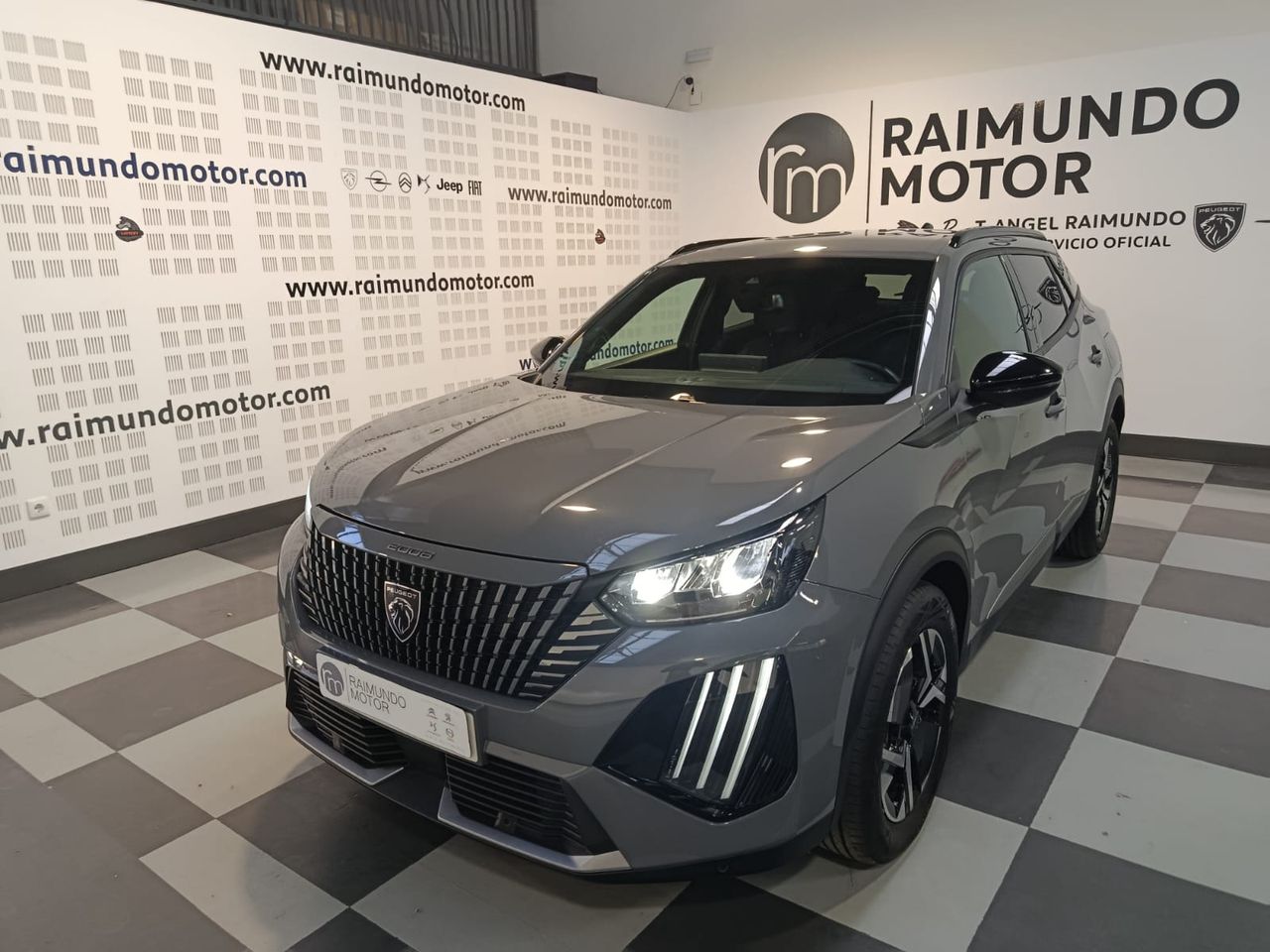 Peugeot 2008 1.2 PURETECH 100CV - Foto 2