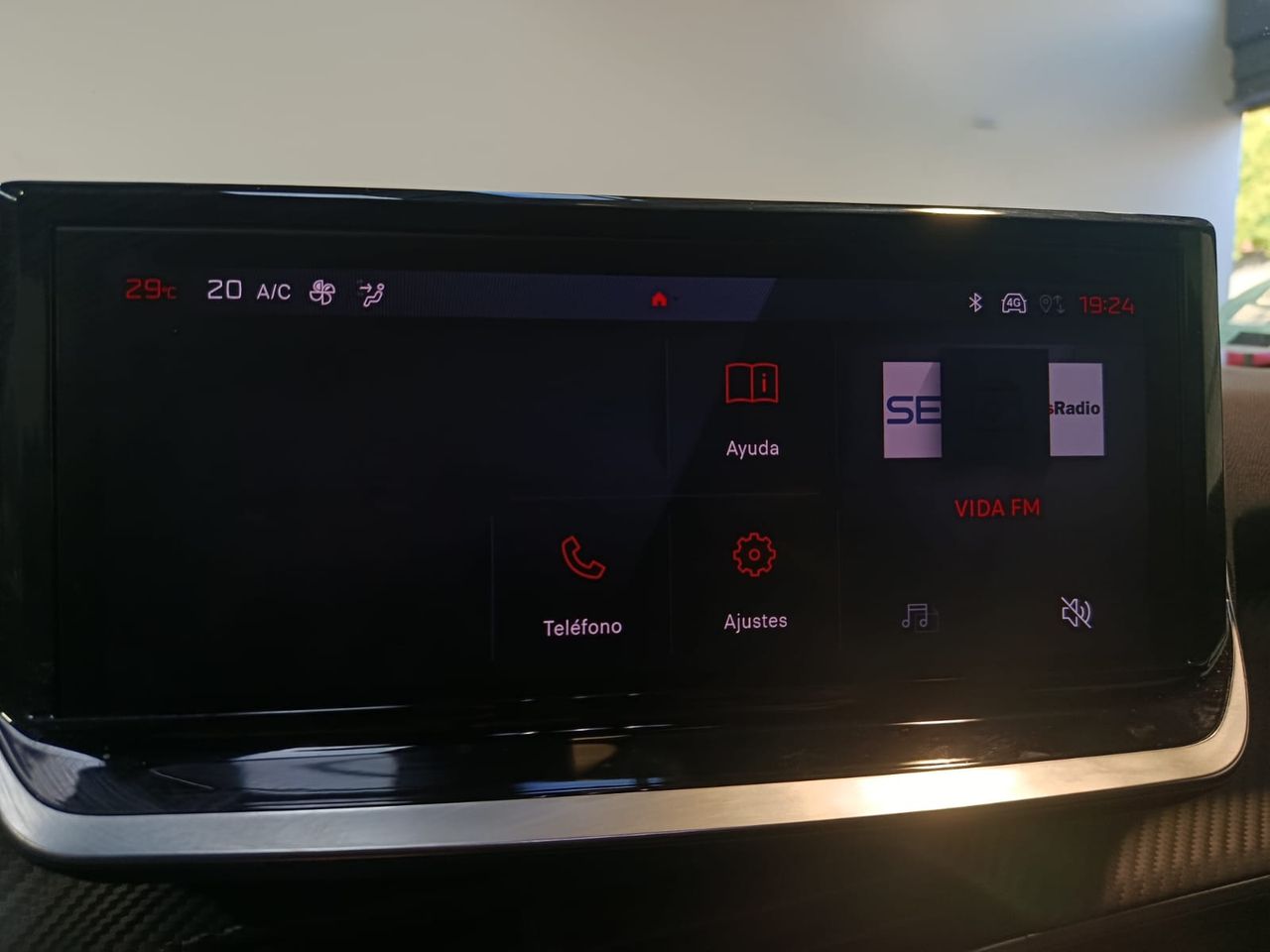 Peugeot 2008 1.2 PURETECH 100CV - Foto 2