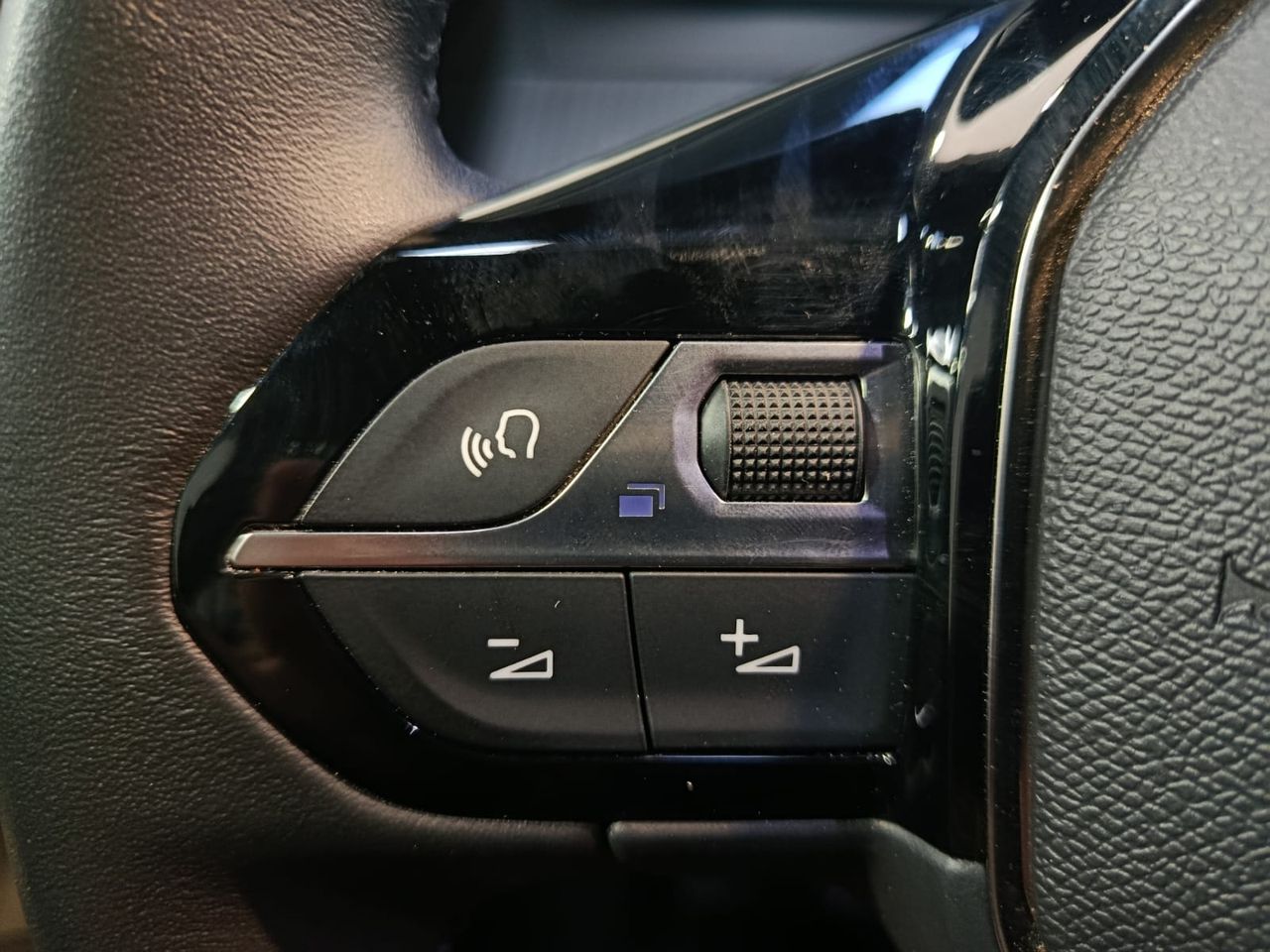 Peugeot 2008 1.2 PURETECH 100CV - Foto 2