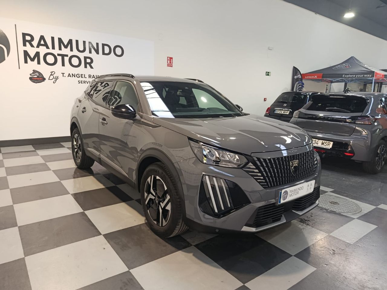 Peugeot 2008 1.2 PURETECH 100CV - Foto 2