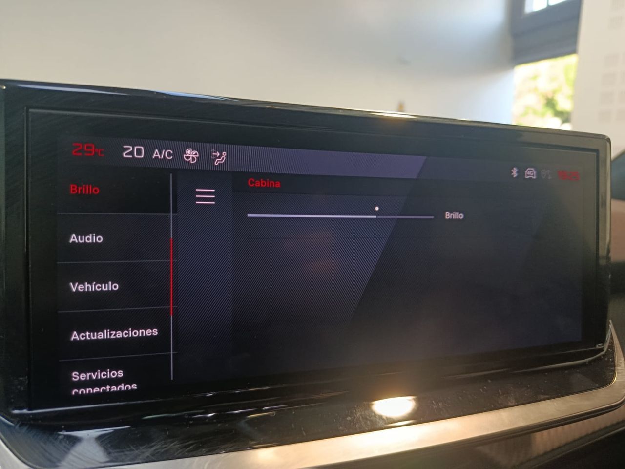 Peugeot 2008 1.2 PURETECH 100CV - Foto 2