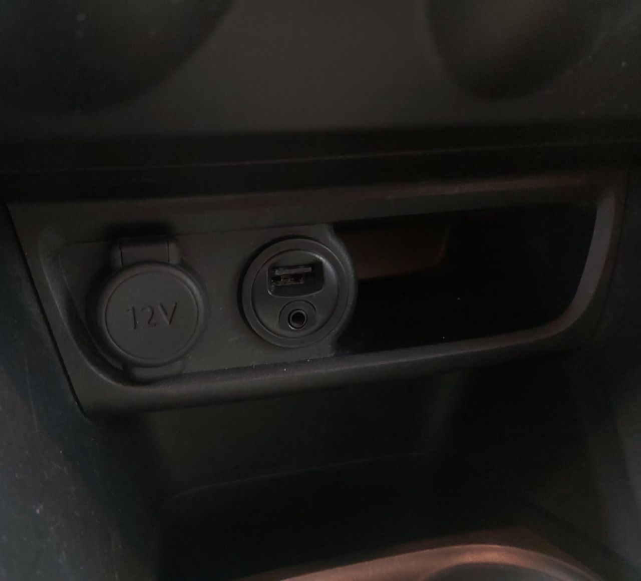 Peugeot 208 3P STYLE 1.2L PURETECH 60KW 82CV - Foto 2