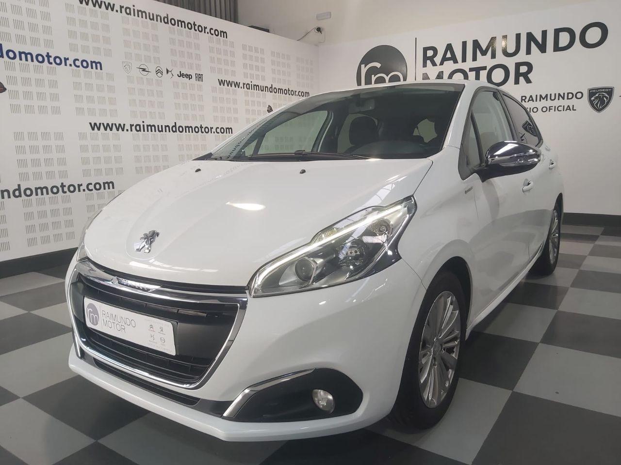 Peugeot 208 3P STYLE 1.2L PURETECH 60KW 82CV - Foto 2