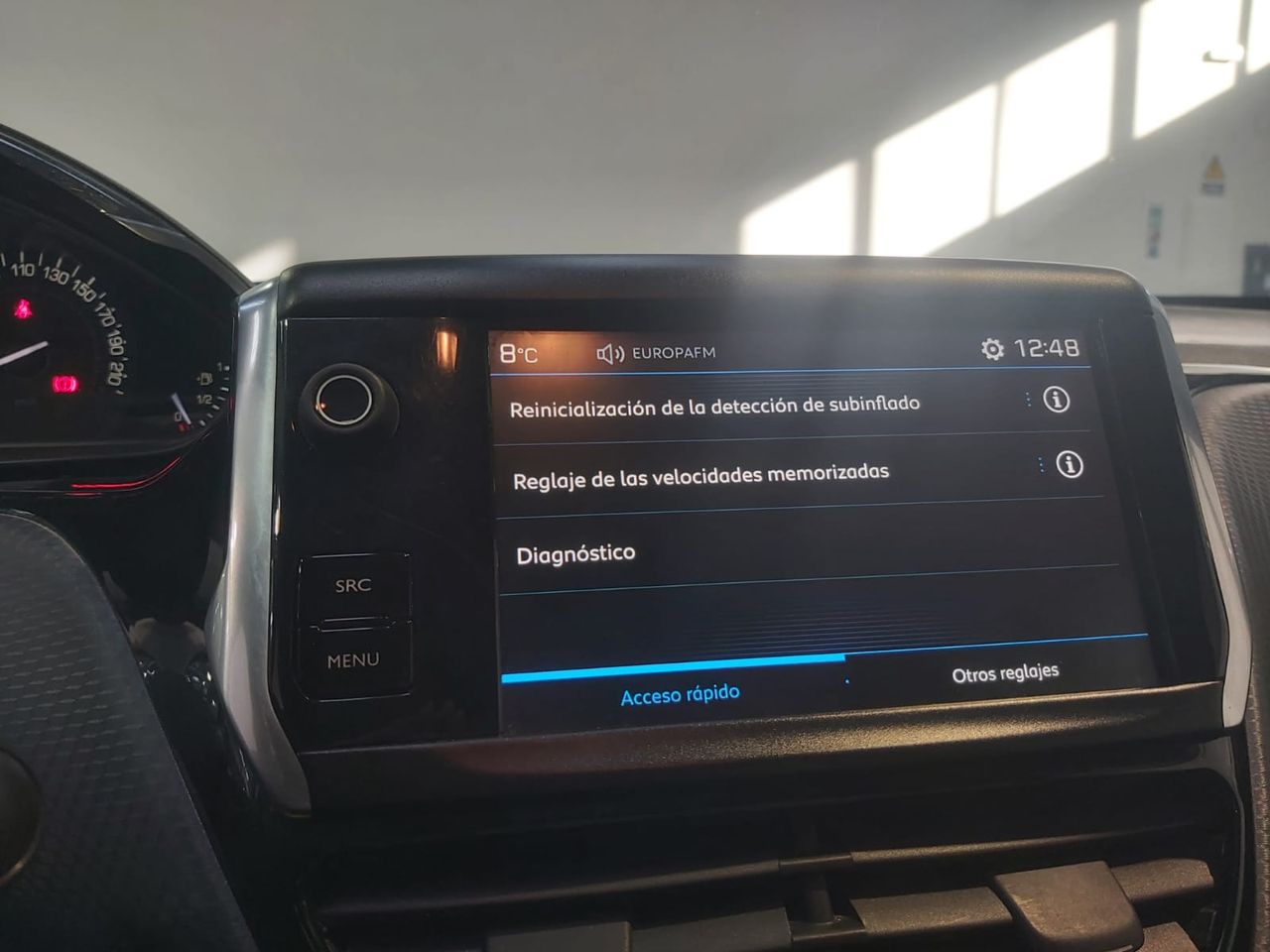 Peugeot 208 3P STYLE 1.2L PURETECH 60KW 82CV - Foto 2