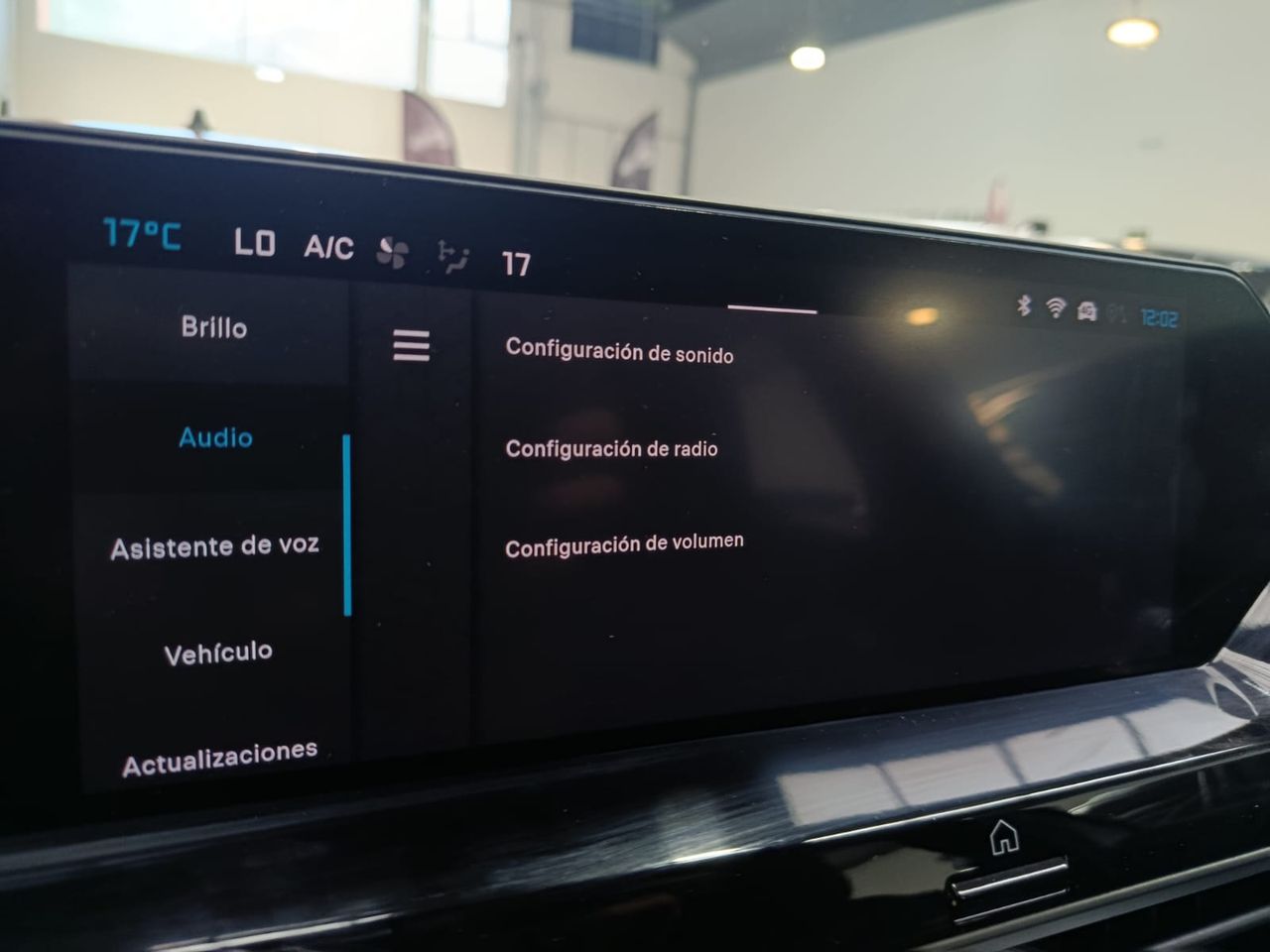 Citroën C4 PureTech 130 EAT8 Plus - Foto 2