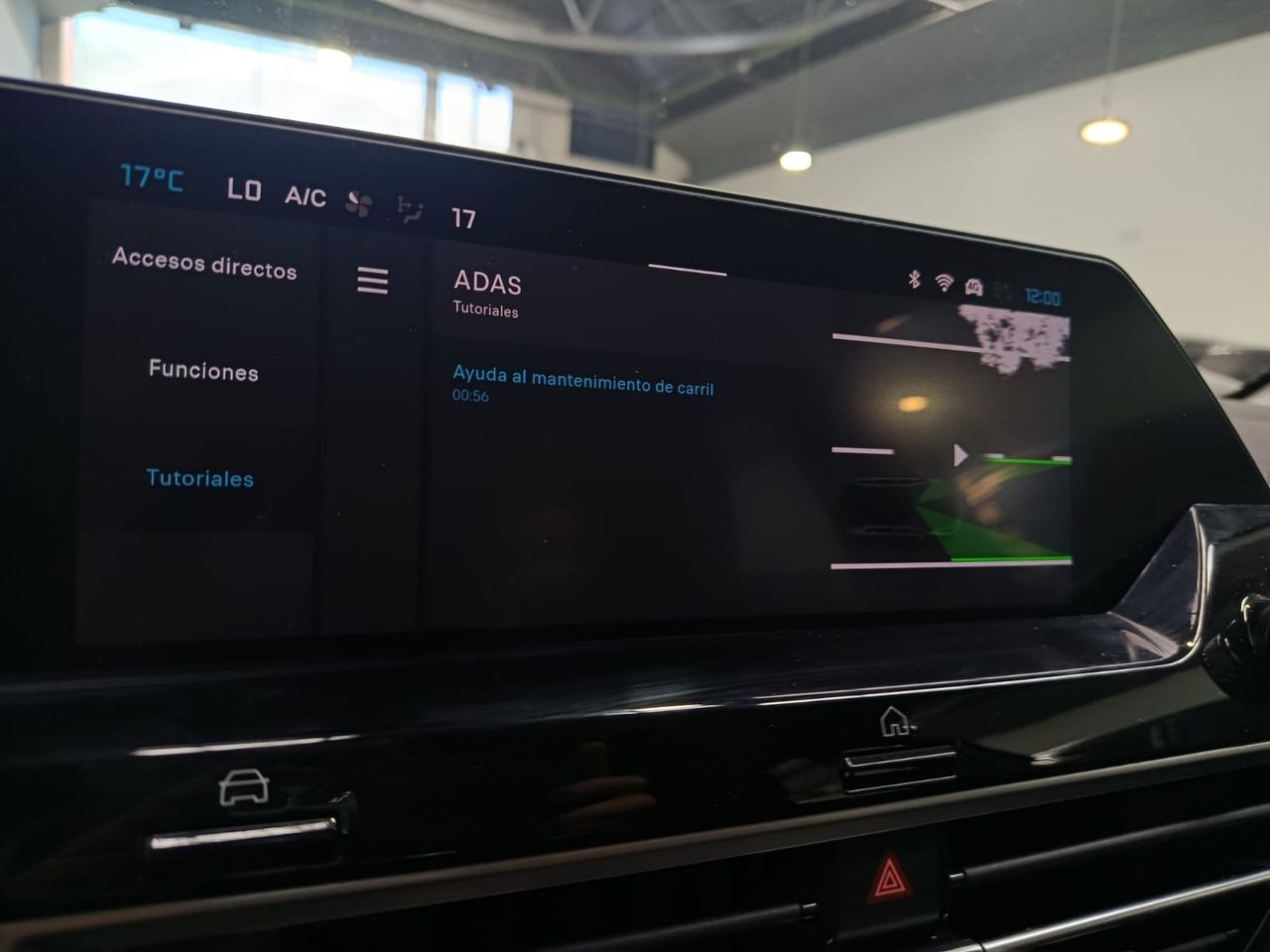 Citroën C4 PureTech 130 EAT8 Plus - Foto 2