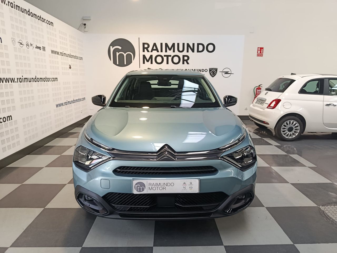 Citroën C4 PureTech 130 EAT8 Plus - Foto 2