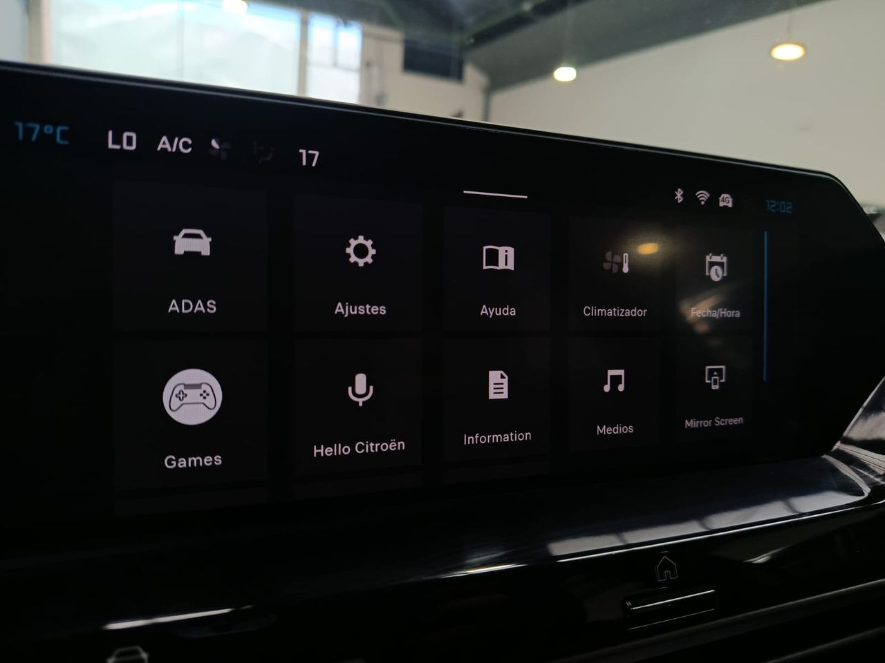 Citroën C4 PureTech 130 EAT8 Plus - Foto 2