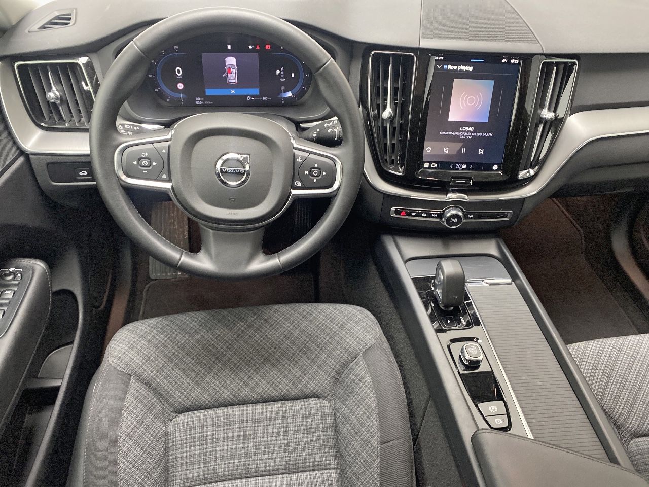 Volvo XC60 B4 (D) Core Auto - Foto 2