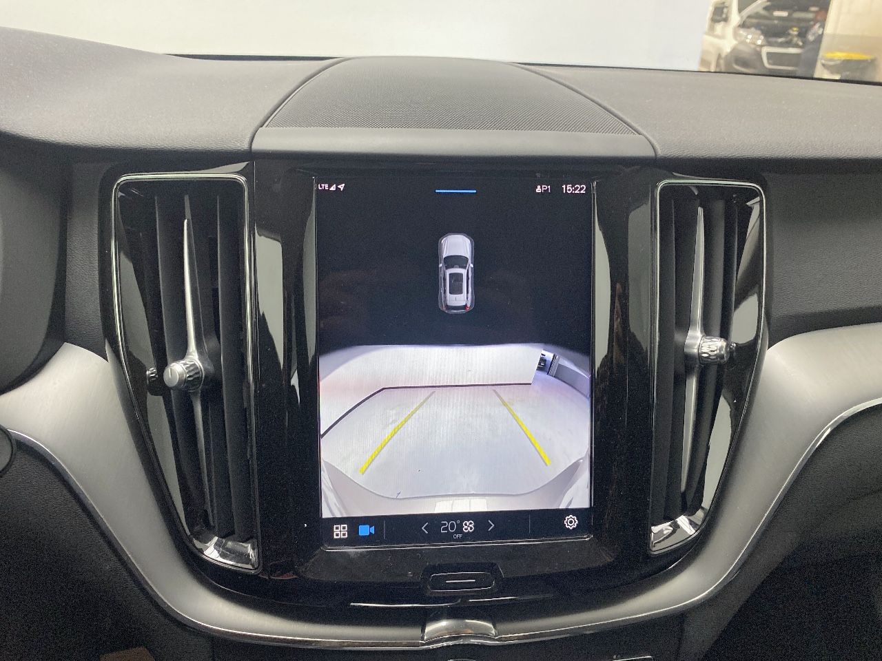 Volvo XC60 B4 (D) Core Auto - Foto 2