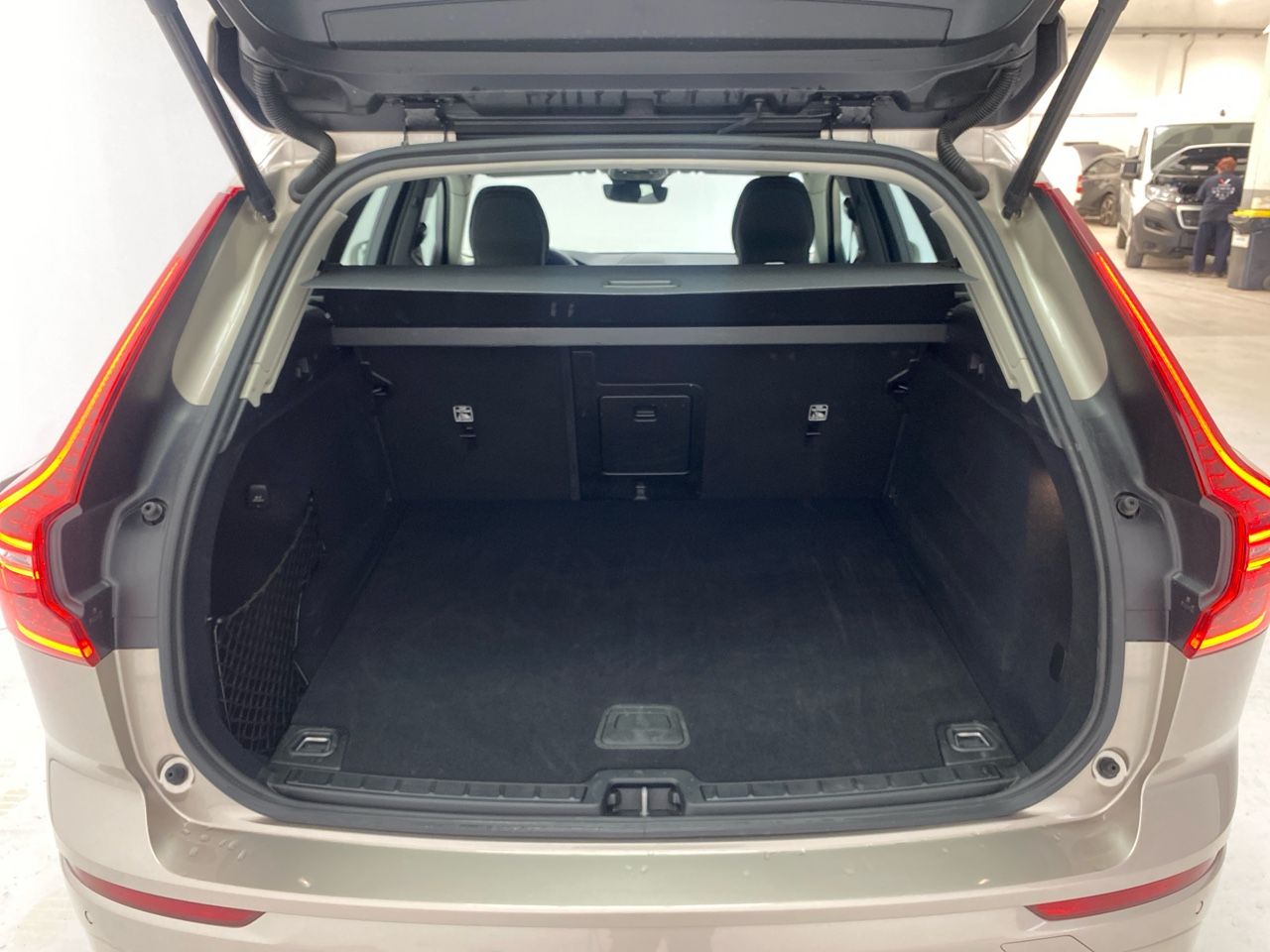 Volvo XC60 B4 (D) Core Auto - Foto 2