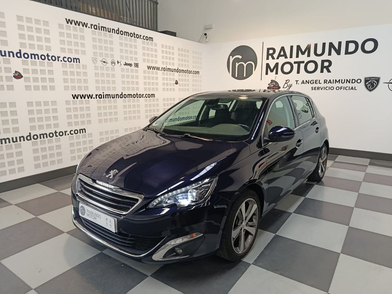 Peugeot 308 5p Active 1.2 PureTech 130 S&S - Foto 2
