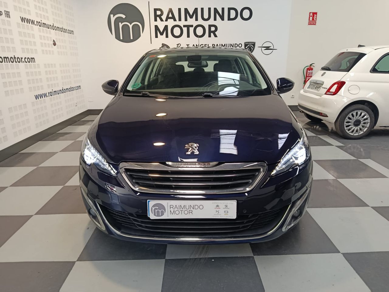 Peugeot 308 5p Active 1.2 PureTech 130 S&S - Foto 2