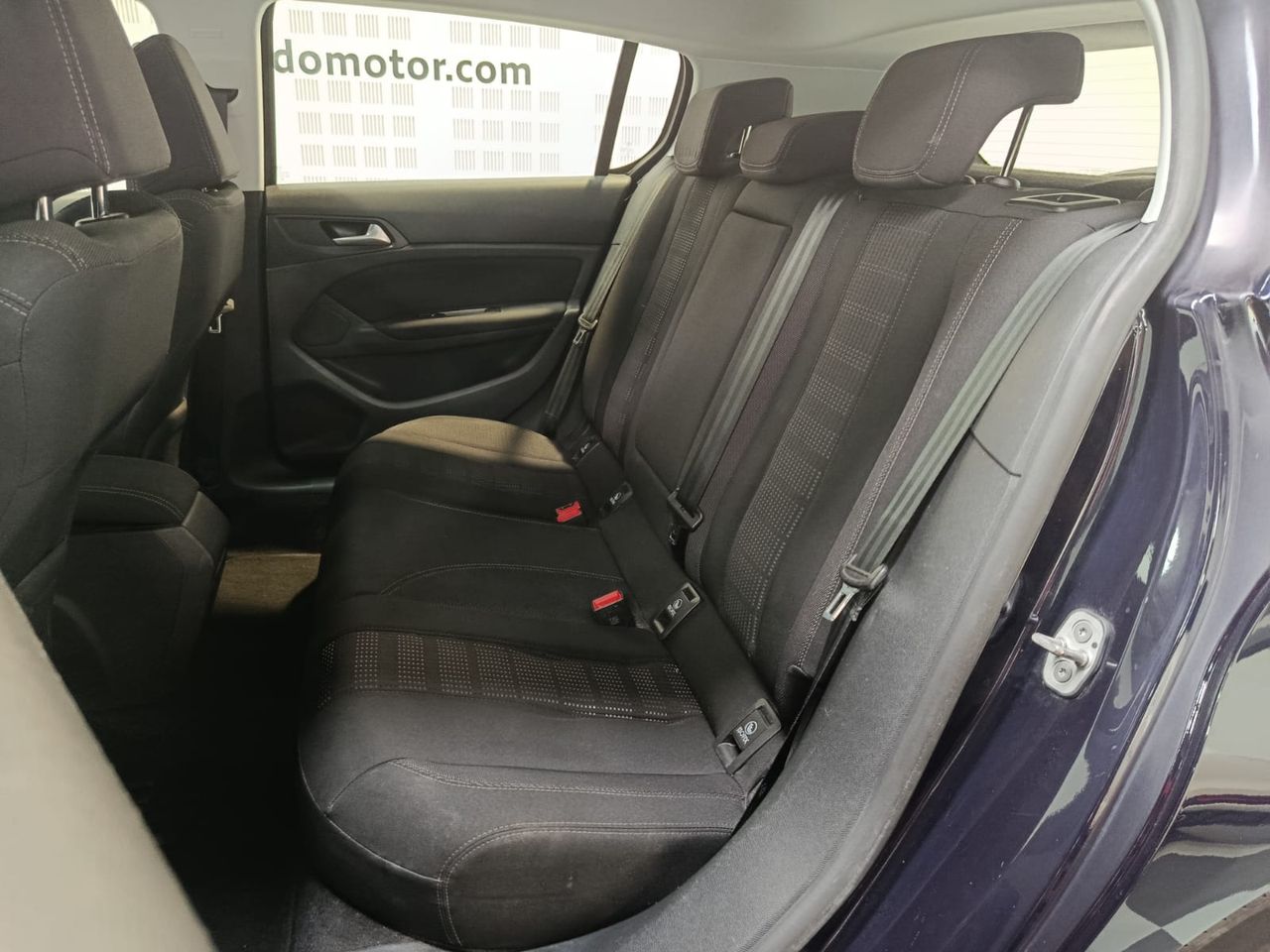Peugeot 308 5p Active 1.2 PureTech 130 S&S - Foto 2